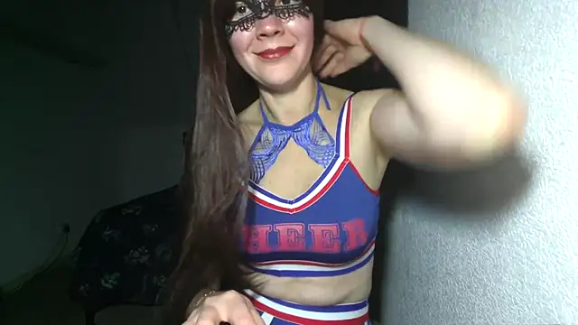 Snapshot of Aromaloveqq chatting on 24, 11, 2025 Aromaloveqq online show from 24, 11, 2025