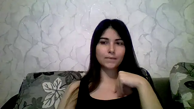 Snapshot of Amy-Diaz chatting on 24, 10, 2025 Amy-Diaz online show from 24, 10, 2025