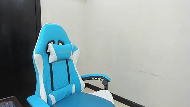 agata18  online show from 11, 11, 2025