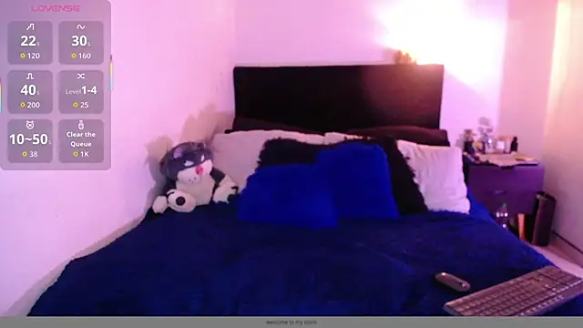 SharonSalazar online show from 14, 11, 2025