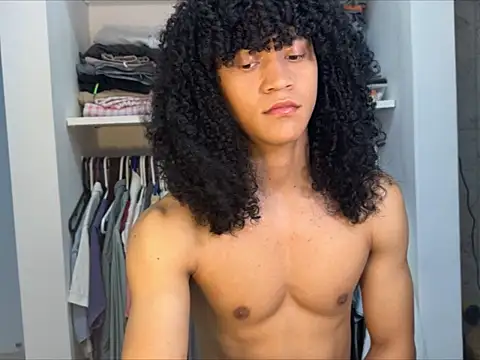 Ethan troya online show from 21, 12, 2025