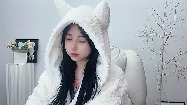 Love-hanzaizai718 online show from 27, 11, 2025