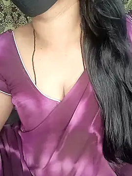 Snapshot of telugucrazygirl chatting on 25, 10, 2025 telugucrazygirl online show from 25, 10, 2025