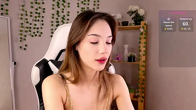 LilCatalia online show from 9, 8, 2026