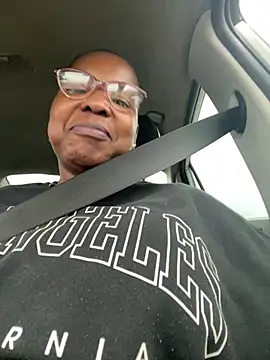 SweetCandy84 online show from 23, 2, 2026