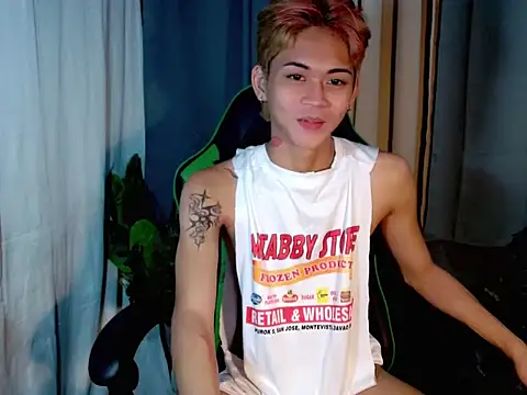 AsianCuteGuy21 online show from 11, 2, 2026