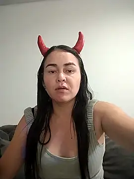 adria0011 online show from 4, 11, 2025