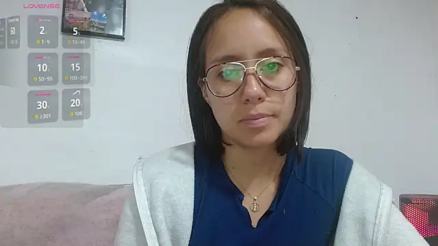 Snapshot of LunaaMorena chatting on 26, 5, 2026 LunaaMorena online show from 26, 5, 2026
