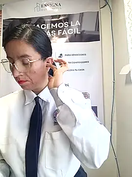 Snapshot of Valentina--1 chatting on 10, 2, 2026 Valentina--1 online show from 10, 2, 2026