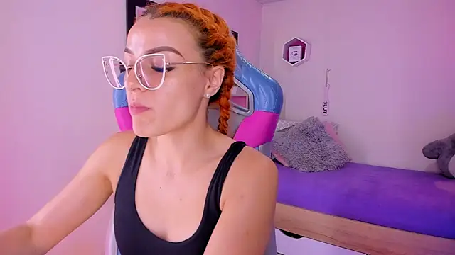 celeste blazze  online show from 15, 1, 2026