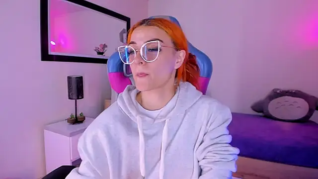 Snapshot of celeste_blazze_ chatting on 17, 2, 2026 celeste blazze online show from 17, 2, 2026