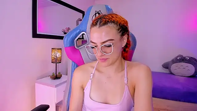 Snapshot of celeste_blazze_ chatting on 18, 2, 2026 celeste blazze online show from 18, 2, 2026