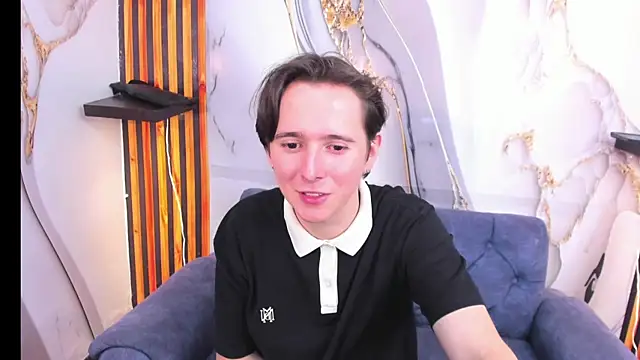 Snapshot of Aaron_LatinMen chatting on 26, 10, 2025 Aaron LatinMen online show from 26, 10, 2025