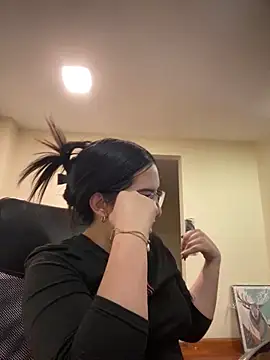 Kloe Novoa online show from 28, 2, 2026