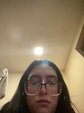 Kloe Novoa online show from 14, 3, 2026