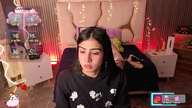 MAIILY TAY online show from 26, 2, 2026