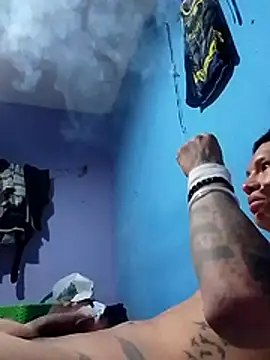 Ojitosbrrr online show from 22, 11, 2025