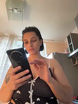 Snapshot of murr-kytty chatting on 25, 10, 2025 murr-kytty online show from 25, 10, 2025