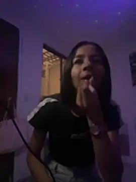 Snapshot of phenixpink22 chatting on 16, 7, 2026 phenixpink22 online show from 16, 7, 2026