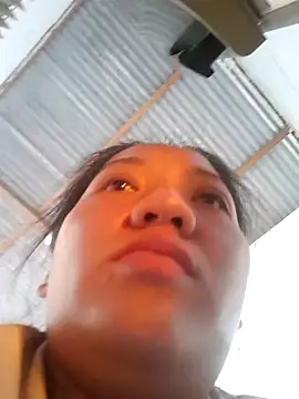 Snapshot of Birlin_mai chatting on 4, 11, 2025 Birlin mai online show from 4, 11, 2025