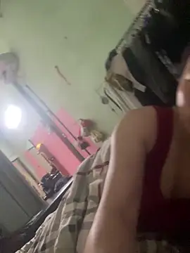 Macy-y online show from 12, 11, 2025