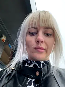 blondegirlx online show from 21, 12, 2025