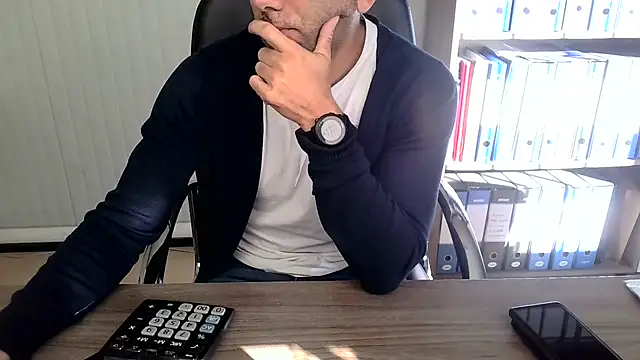 Evasionee online show from 5, 11, 2025