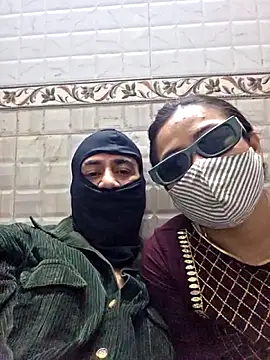 Snapshot of Nisha-Live-Couple chatting on 26, 10, 2025 Nisha-Live-Couple online show from 26, 10, 2025