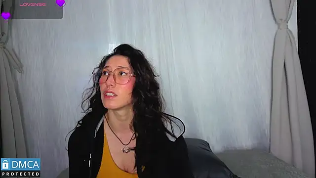 eva delight  online show from 21, 2, 2026