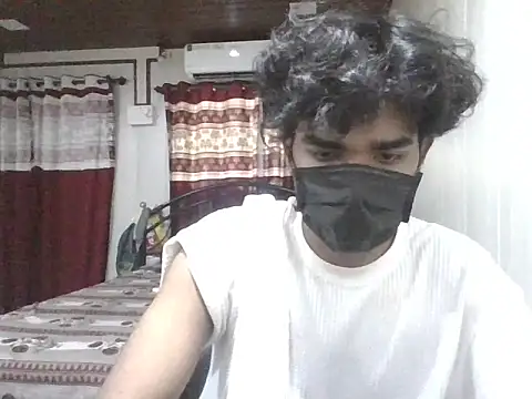 Snapshot of kriZ08 chatting on 26, 6, 2026 kriZ08 online show from 26, 6, 2026