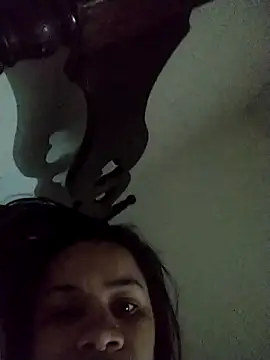 Snapshot of lovecarolyne chatting on 26, 10, 2025 lovecarolyne online show from 26, 10, 2025