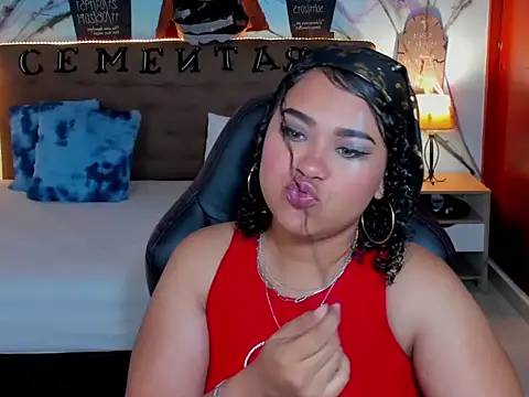 Snapshot of Prettyy_zoe chatting on 26, 10, 2025 Prettyy zoe online show from 26, 10, 2025