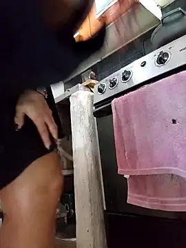 Snapshot of LAPOTRA_04 chatting on 3, 2, 2026 LAPOTRA 04 online show from 3, 2, 2026