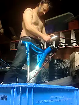 Snapshot of Fuckboyguyman chatting on 7, 5, 2026 Fuckboyguyman online show from 7, 5, 2026