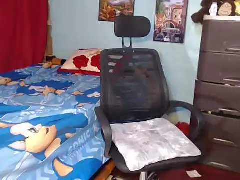 Snapshot of slimraz02 chatting on 4, 3, 2026 slimraz02 online show from 4, 3, 2026