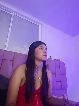 YeseniaRodriguez3 online show from 23, 6, 2026