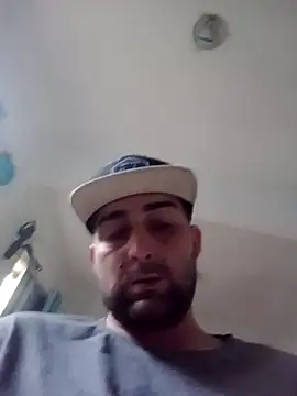 Snapshot of luizrosadao chatting on 25, 10, 2025 luizrosadao online show from 25, 10, 2025