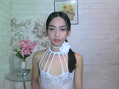 Queenpau online show from 28, 10, 2025