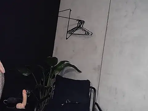 MisticWomen online show from 15, 11, 2025