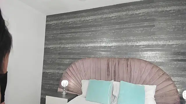 Nayla Monroee online show from 28, 2, 2026