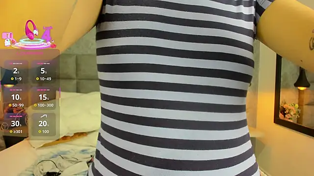 Luna Bella3 online show from 5, 12, 2025