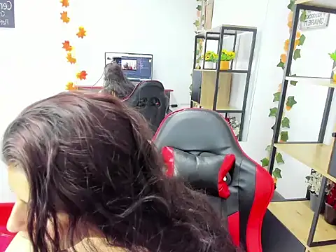 Allana Collins  online show from 28, 10, 2025