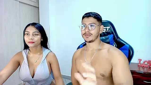 sophia and alex online show from 24, 11, 2025