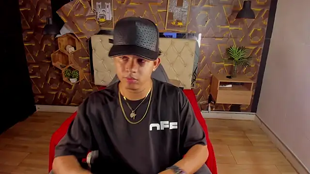 Maicol ortiz online show from 1, 11, 2025