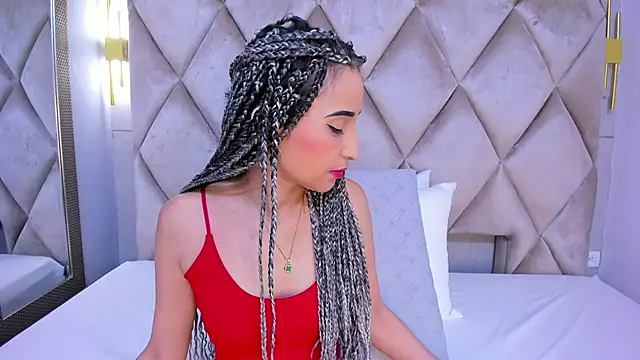 violett rabbit  online show from 26, 11, 2025