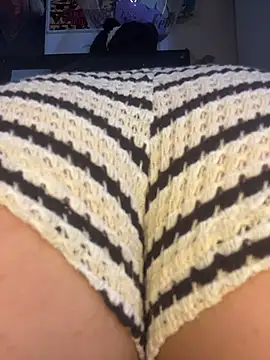 Im Saraaaa online show from 18, 2, 2026