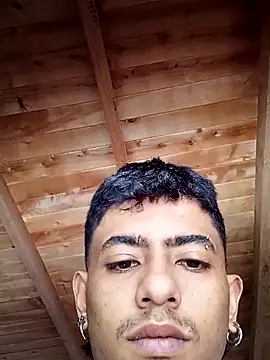 SkinniYamo online show from 25, 2, 2026