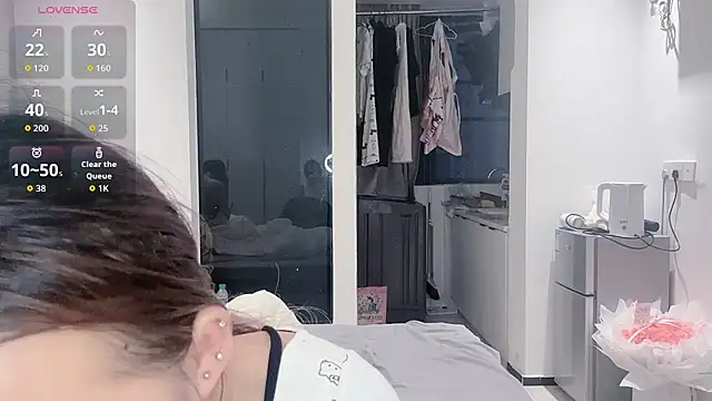 Snapshot of Xiaoyumi61 chatting on 30, 10, 2025 Xiaoyumi61 online show from 30, 10, 2025