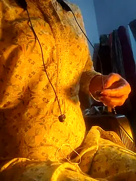 Snapshot of Hot-Rubyy chatting on 14, 2, 2026 Hot-Rubyy online show from 14, 2, 2026