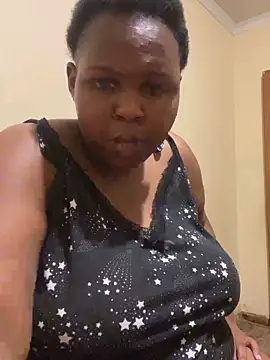 Snapshot of Malulwane chatting on 27, 10, 2025 Malulwane online show from 27, 10, 2025